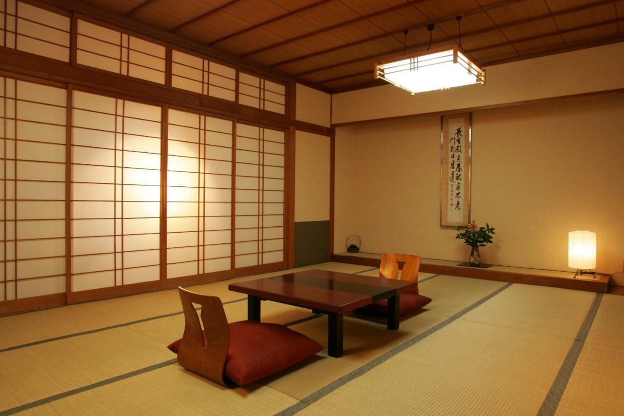 Hokuriku Yamashiro Onsen Hotel Kikyou Kaga  Esterno foto